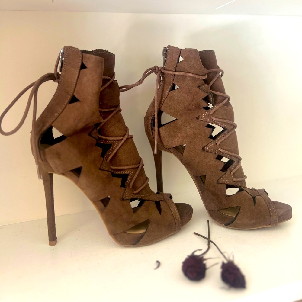 Shoedazzle High Heels